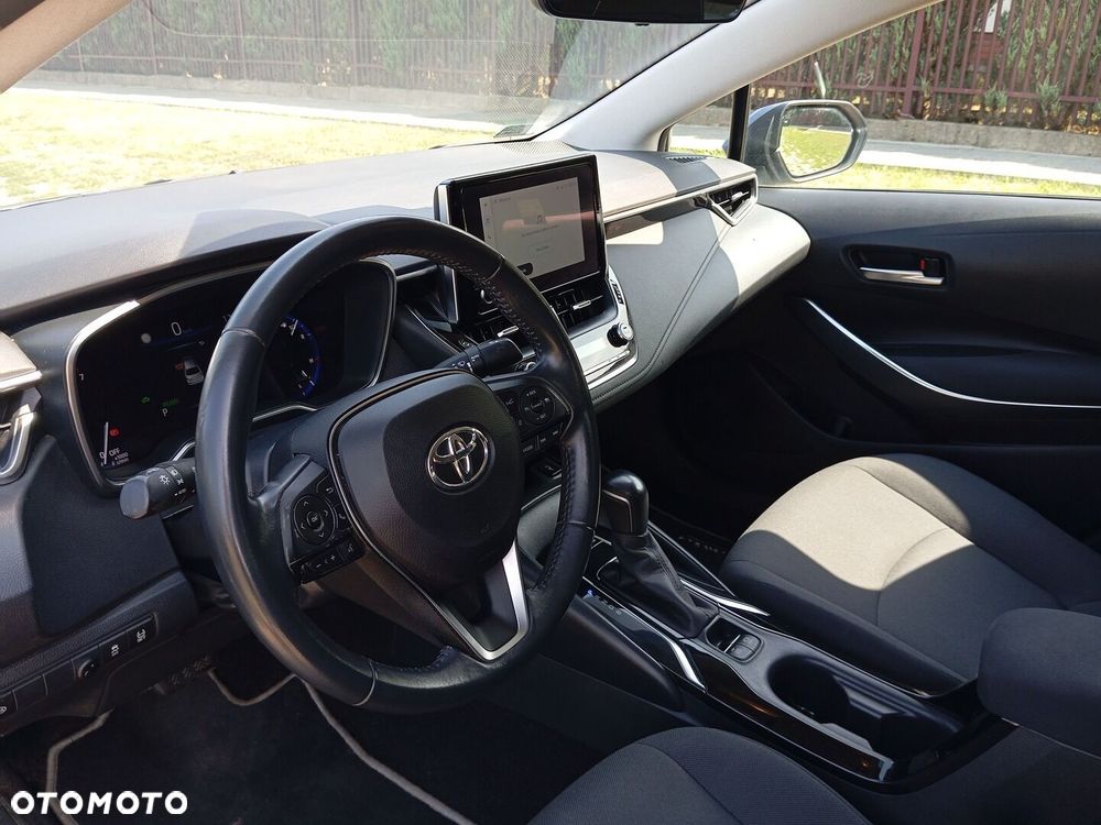 Toyota Corolla 1.8 Hybrid Comfort - 12