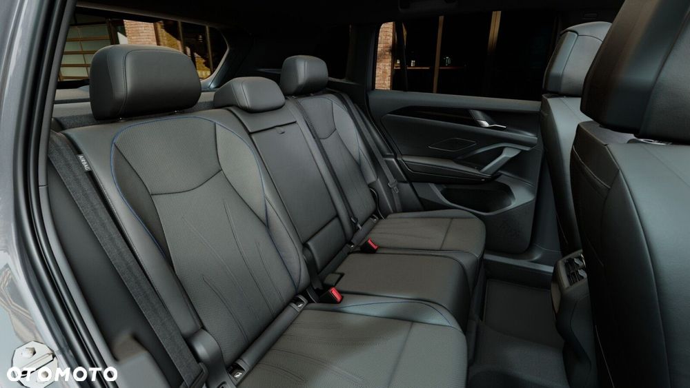 Volkswagen Tiguan - 12