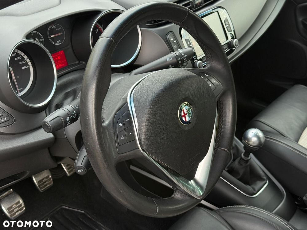 Alfa Romeo Giulietta 1.4 TB 16V Multiair Collezione - 14