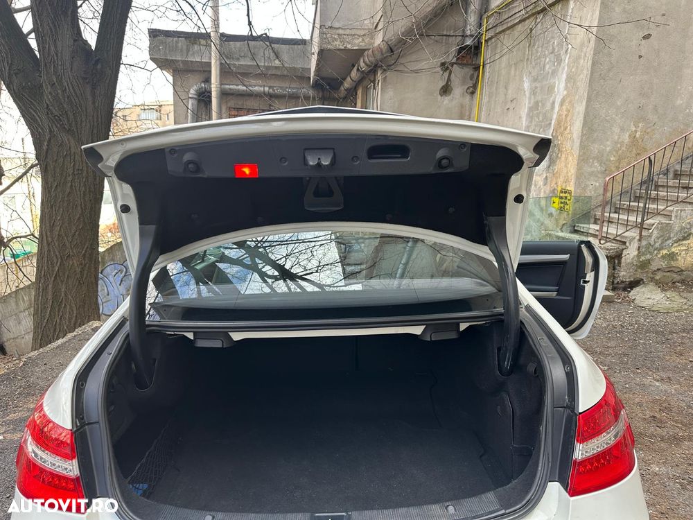 Mercedes-Benz E - 35