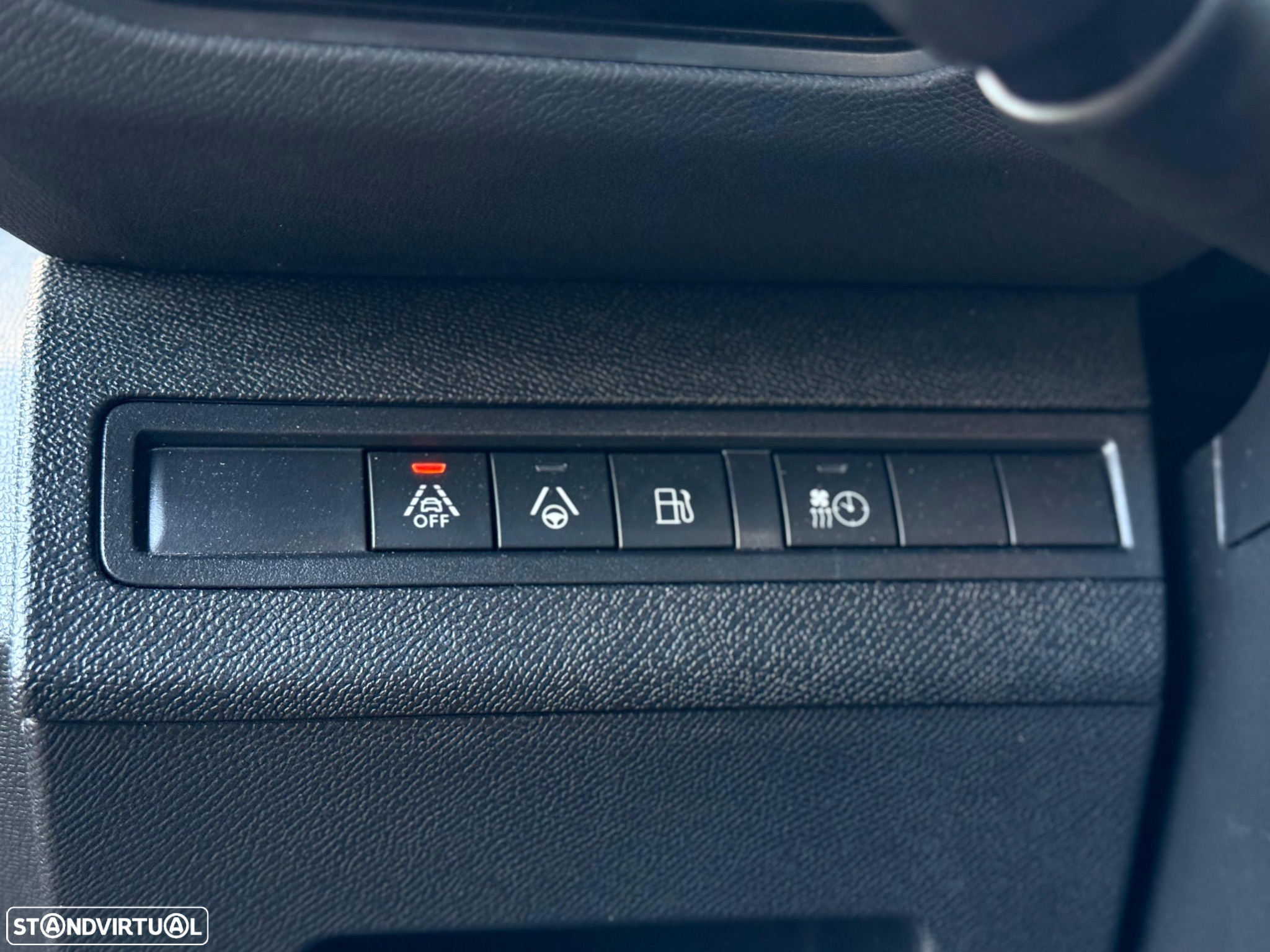 Peugeot 3008 1.6 Hybrid GT Pack e-EAT8 - 36
