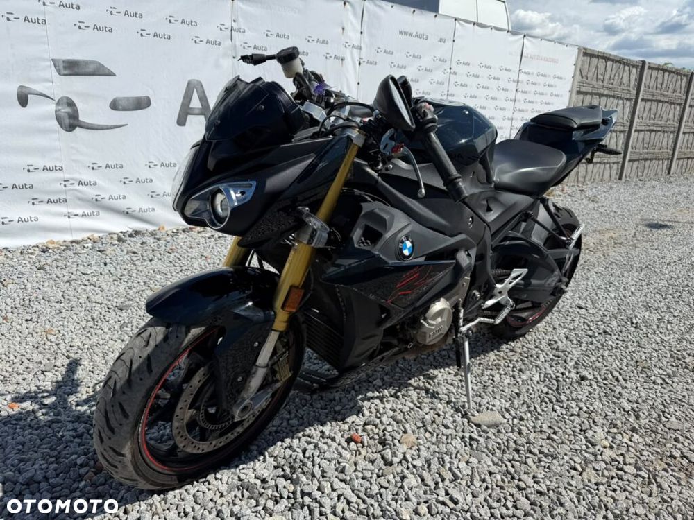 BMW S - 4