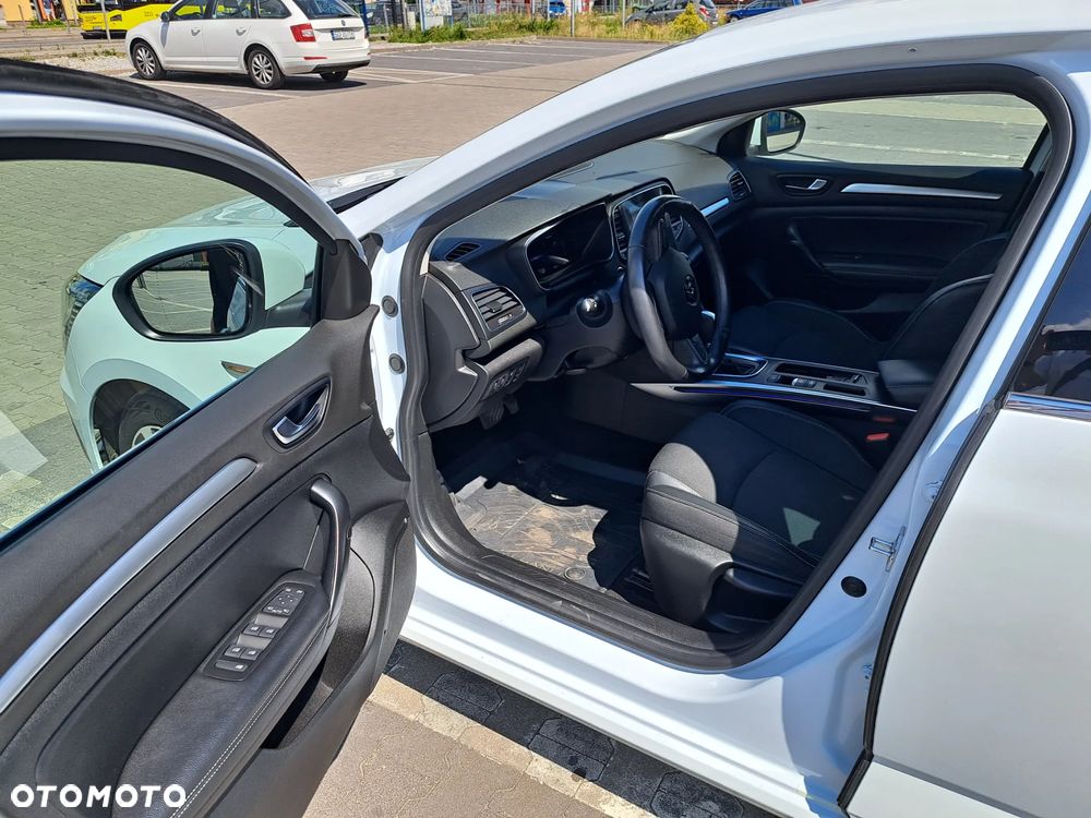 Renault Megane - 11
