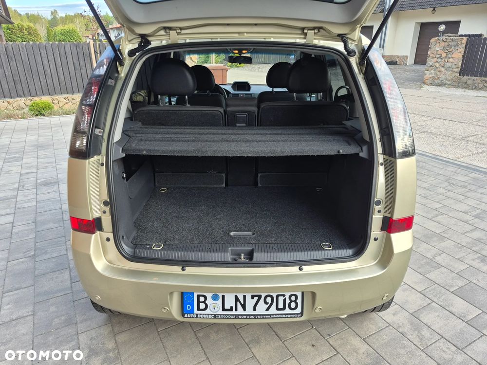 Opel Meriva 1.6 16V Cosmo - 13