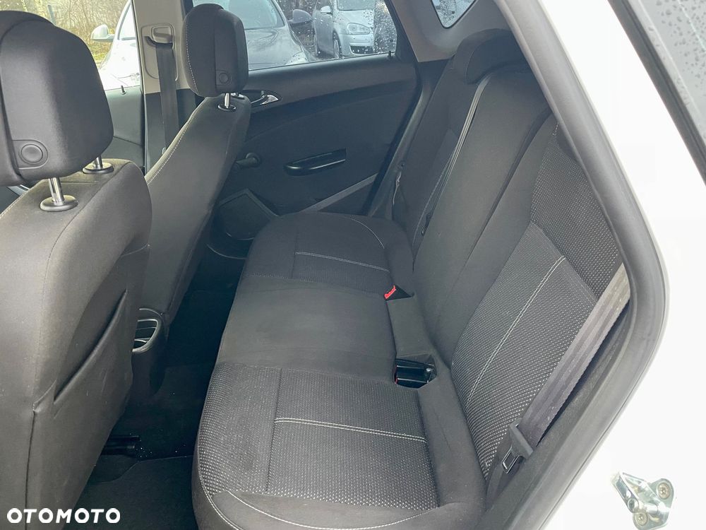 Opel Astra 1.6 D Start/Stop Active - 24