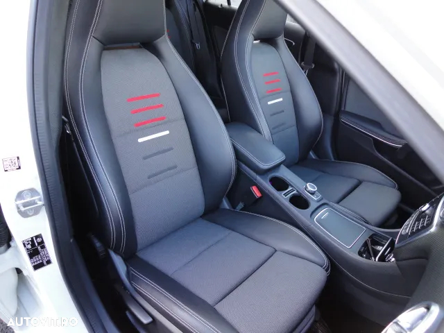 Mercedes-Benz A 180 d 7G-DCT AMG Line - 13