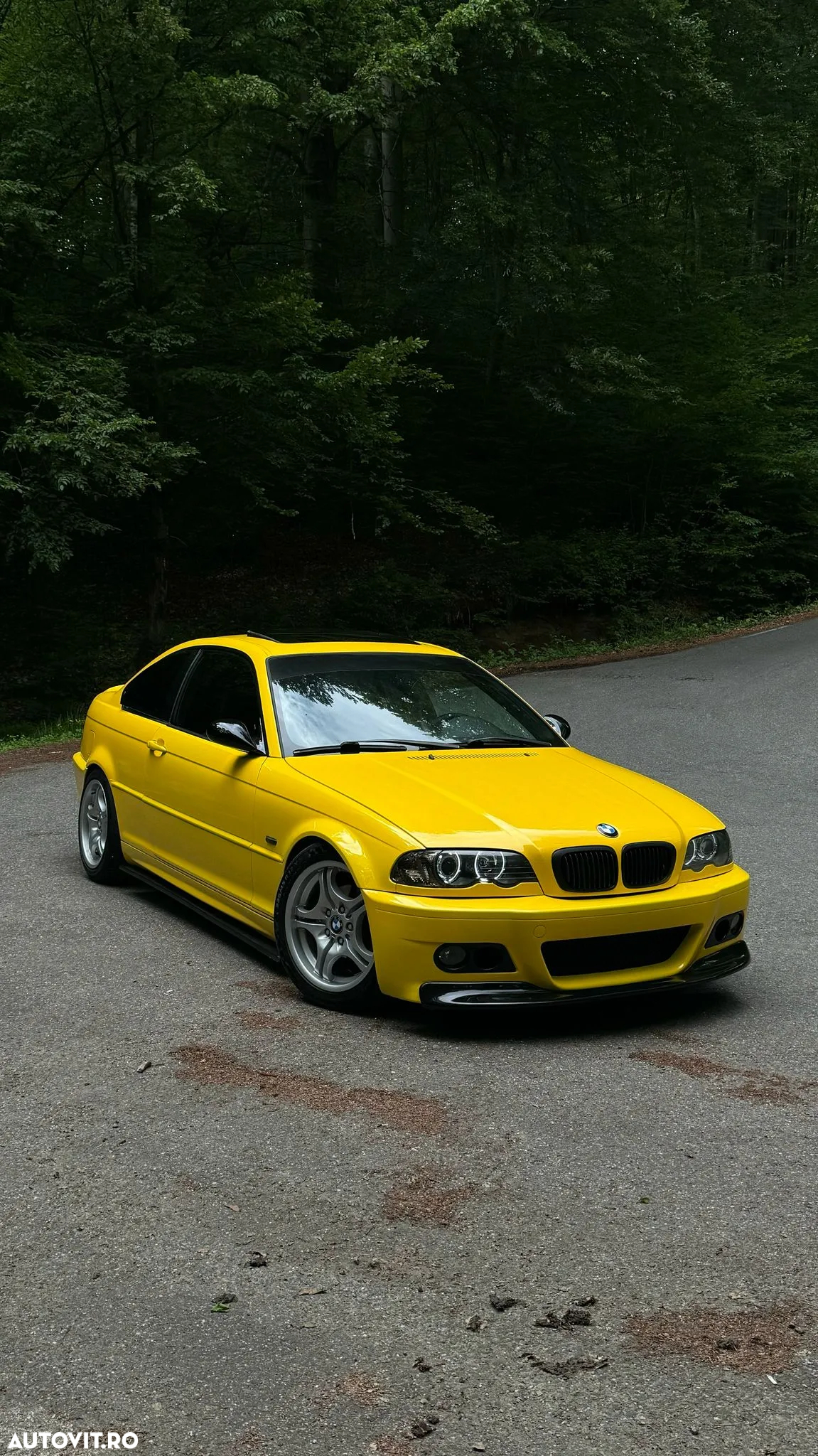 BMW Seria 3 318 i Coupe - 2