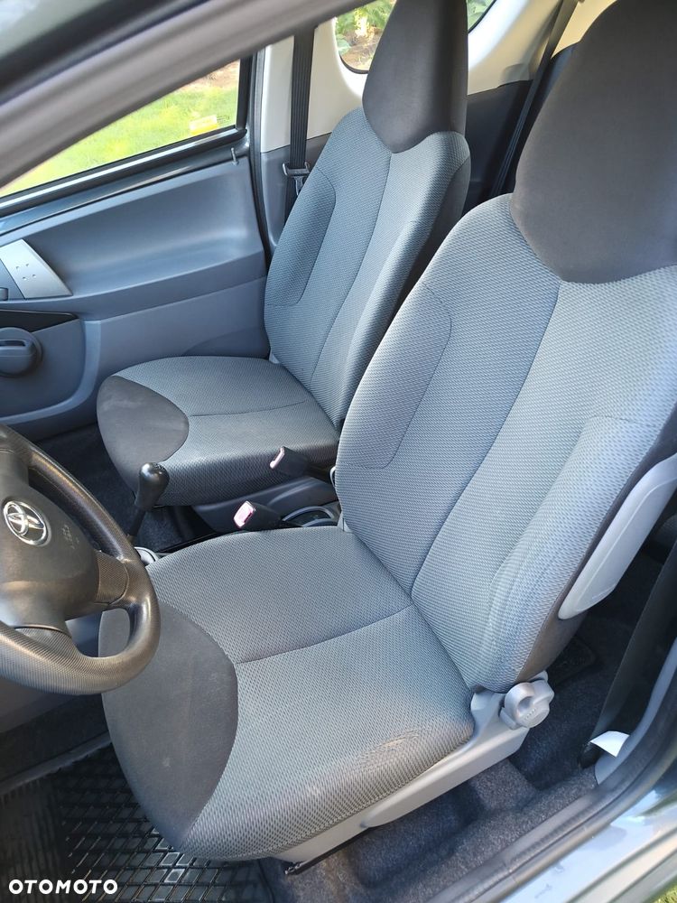 Toyota Aygo Standard - 7