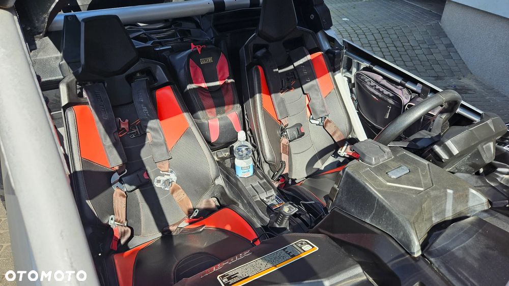 Can-Am Maverick - 17