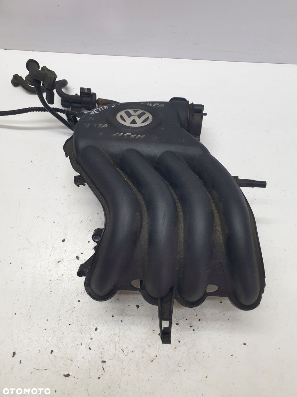 KOLEKTOR DOLOTOWY VW JETTA 2.0 BENZYNA 06G133185P - 1