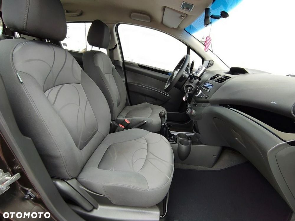 Chevrolet Spark - 14