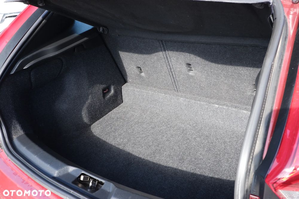 Volvo V40 D2 Momentum - 13