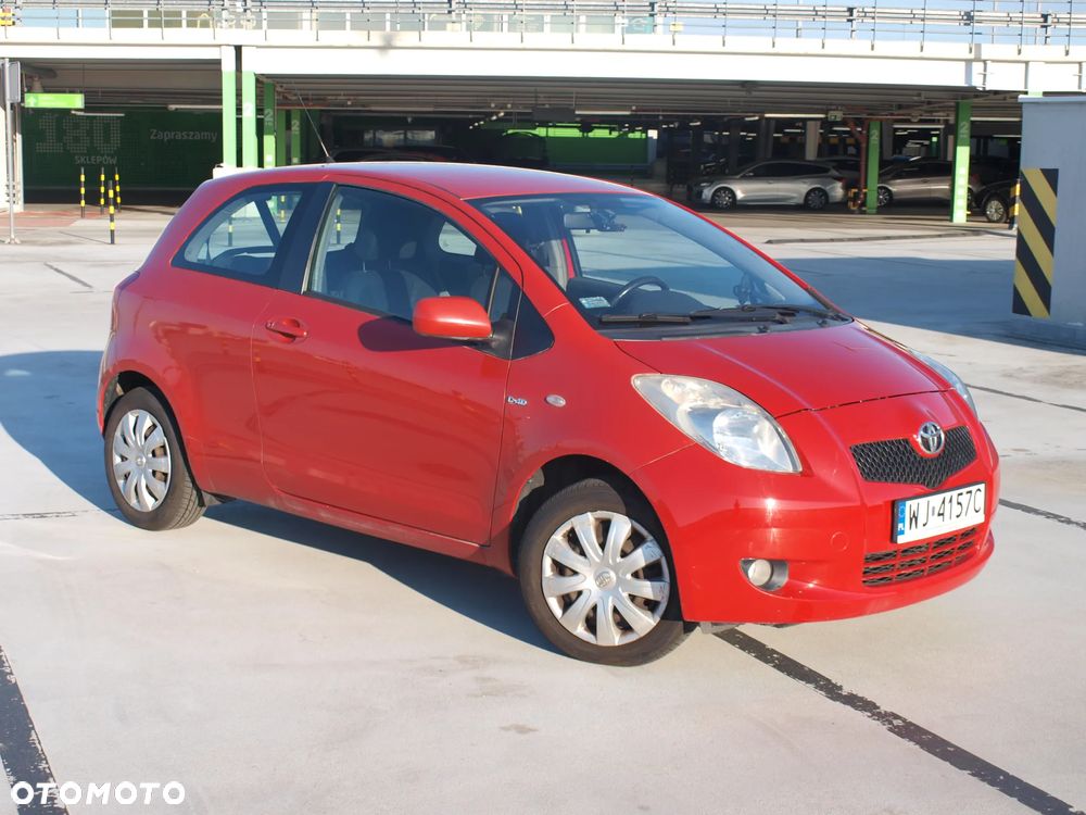 Toyota Yaris 1.4 D-4D Sol - 1