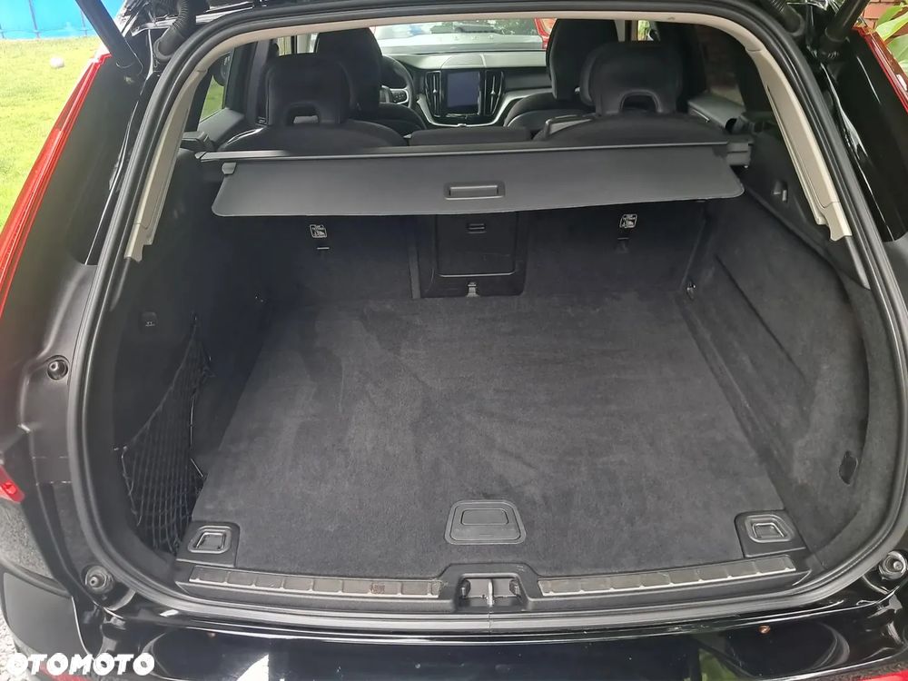 Volvo XC 60 B4 D Geartronic Momentum Pro - 36