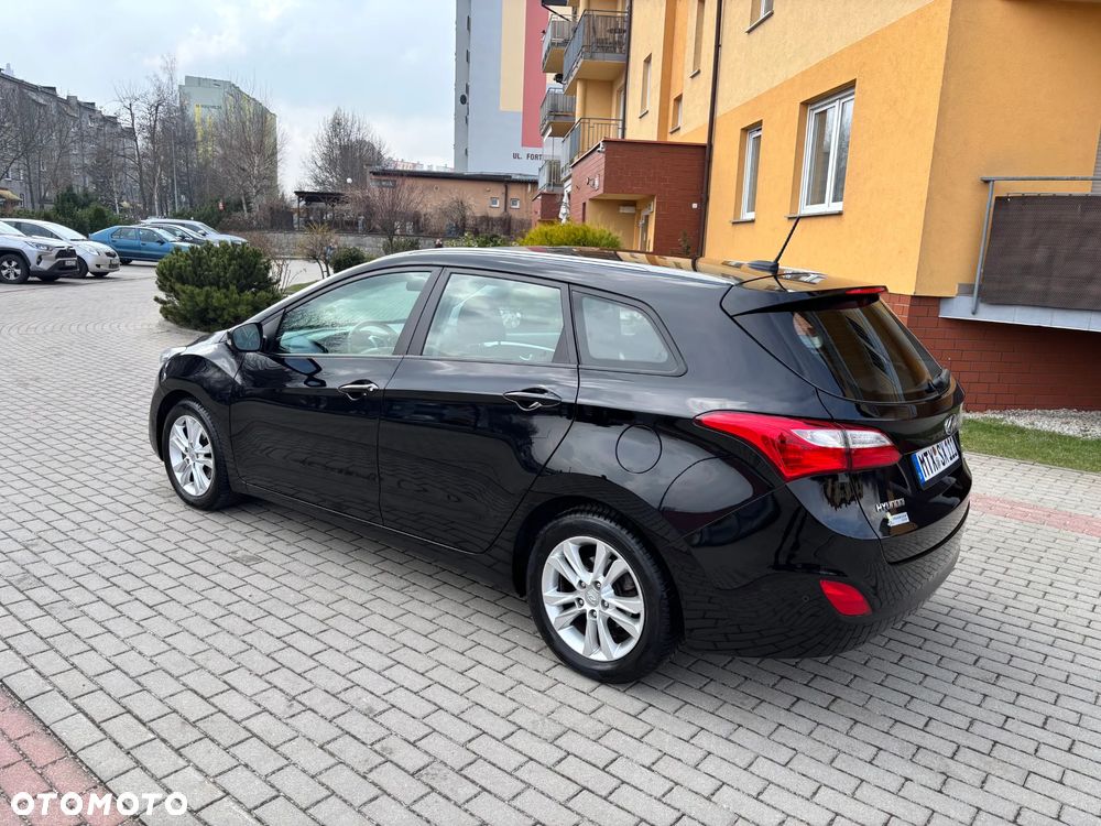 Hyundai i30 1.4 Premium - 14