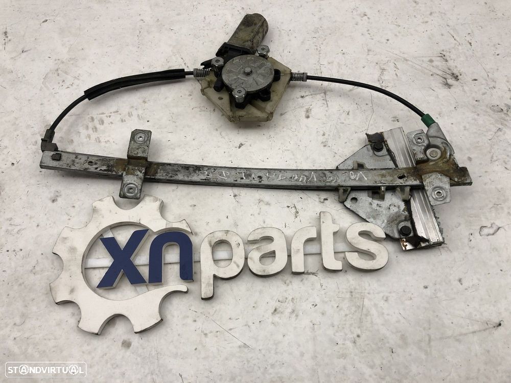 Motor elevador Frente Dto VOLVO V40 (645) 1.9 DI | 07.00 - 06.04 Usado - 2