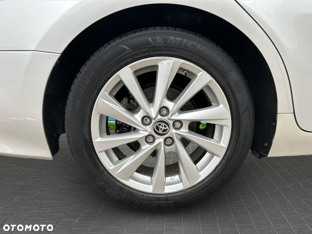 Toyota Camry 2.5 Hybrid Comfort CVT - 20