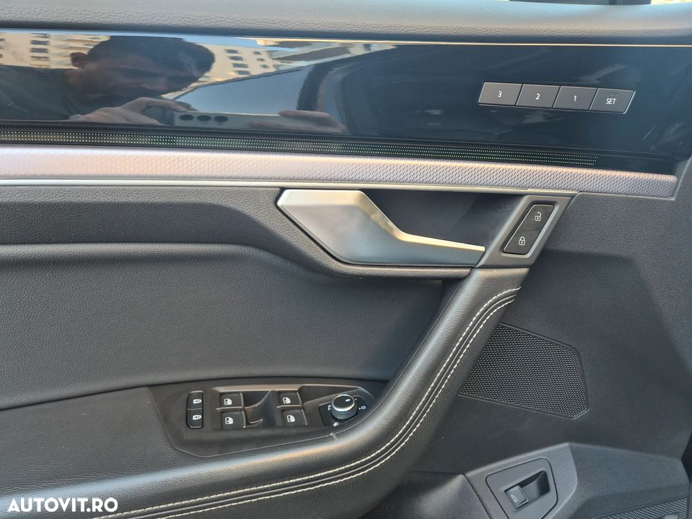 Volkswagen Touareg 3.0 V6 TDI SCR 4Motion Automatik R-Line - 13