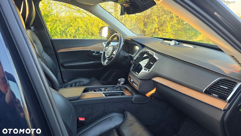 Volvo XC 90 D5 AWD Inscription 7os - 15