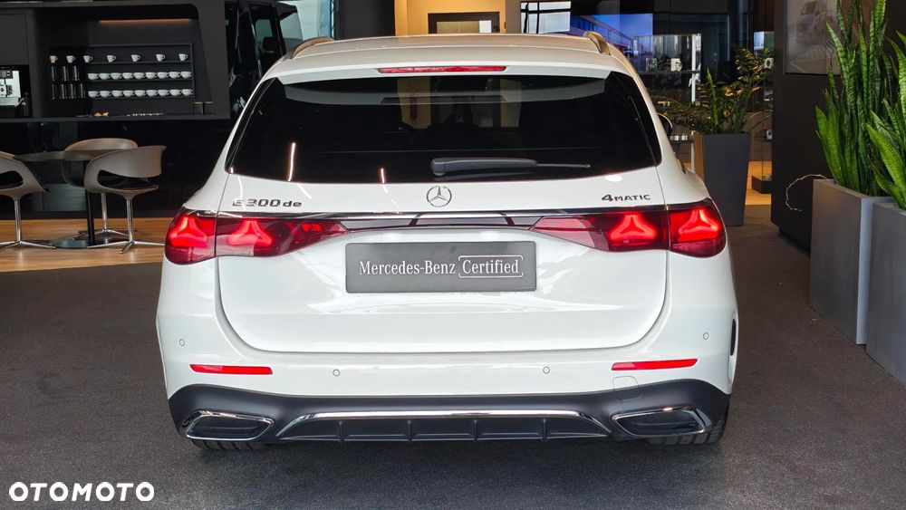 Mercedes-Benz Klasa E 300 de PHEV 4-Matic AMG 9G-Tronic - 6