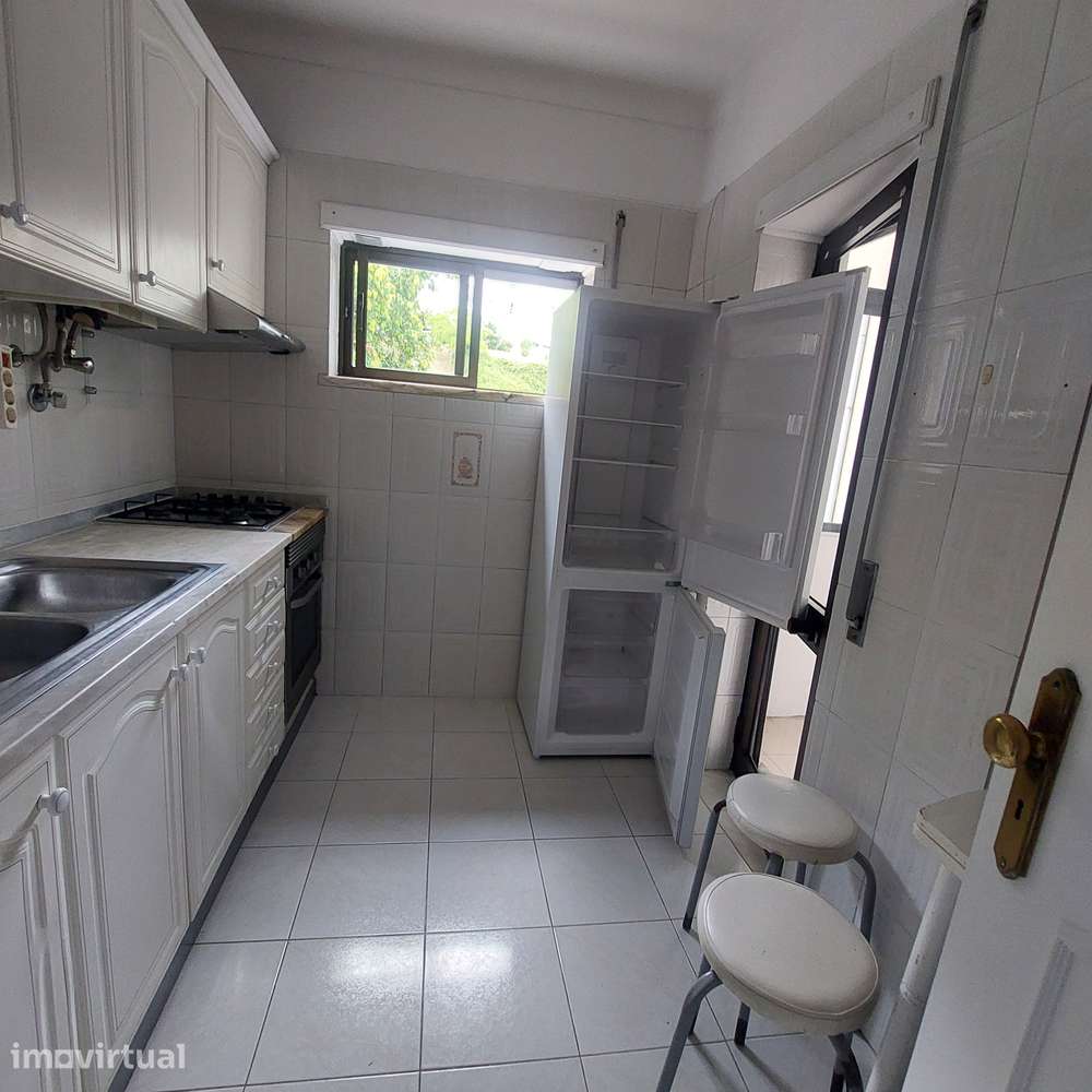 Apartamento T2 com aparcamento em Coimbra - Grande imagem: 3/33