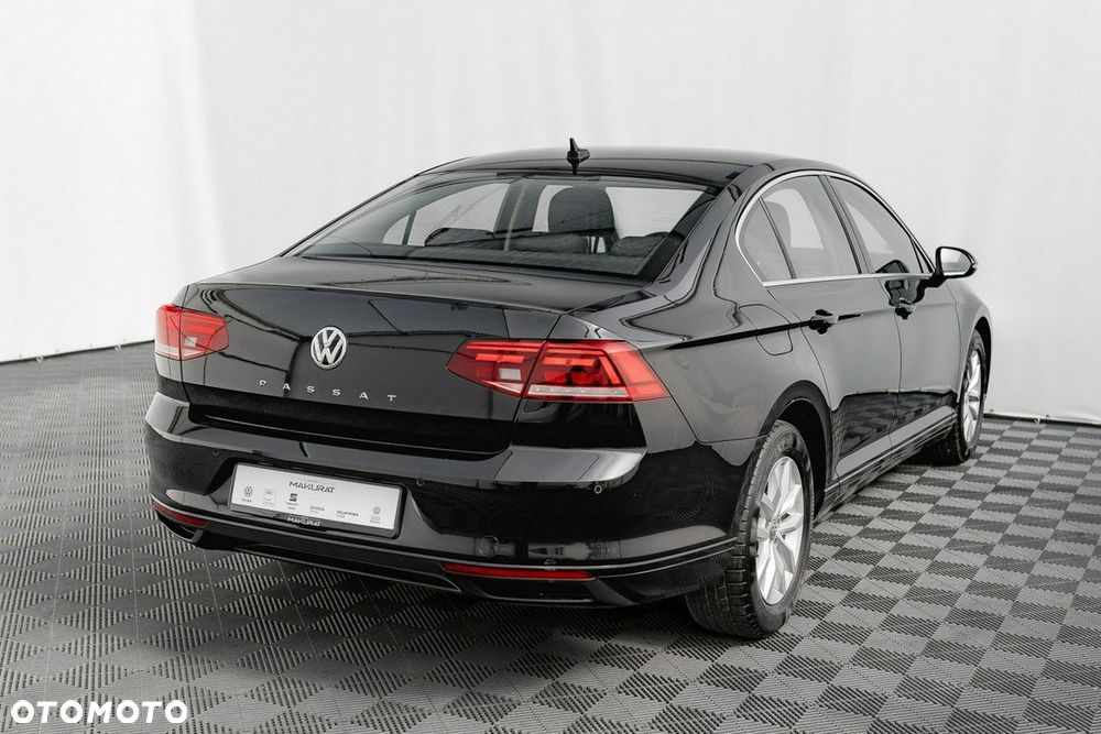 Volkswagen Passat 2.0 TDI EVO Business DSG - 5