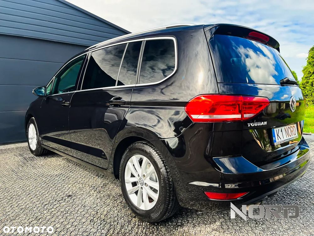 Volkswagen Touran 1.4 TSI BMT Comfortline - 8