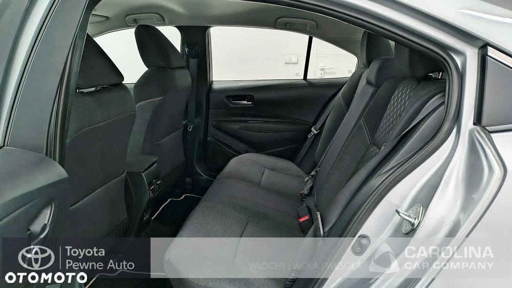 Toyota Corolla 1.8 Hybrid Comfort - 22