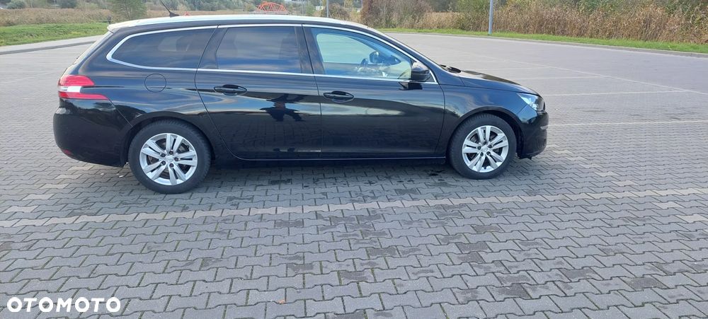Peugeot 308 - 6
