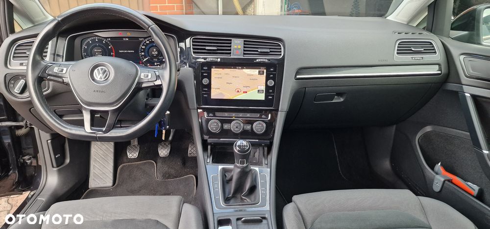 Volkswagen Golf 1.5 TSI BlueMotion ACT Highline - 19