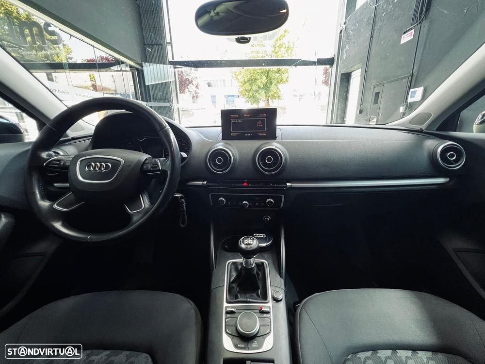Audi A3 Sportback 1.6 TDI - 19
