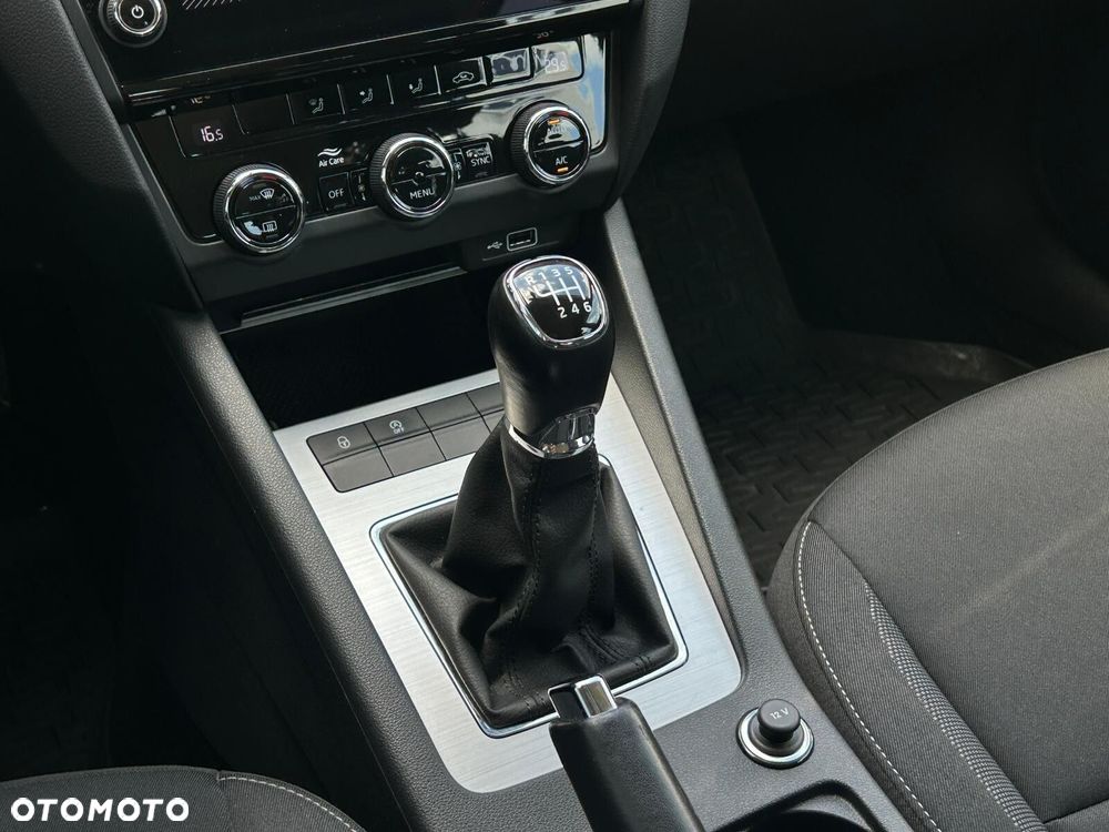 Skoda Octavia 1.8 TSI Ambition - 25