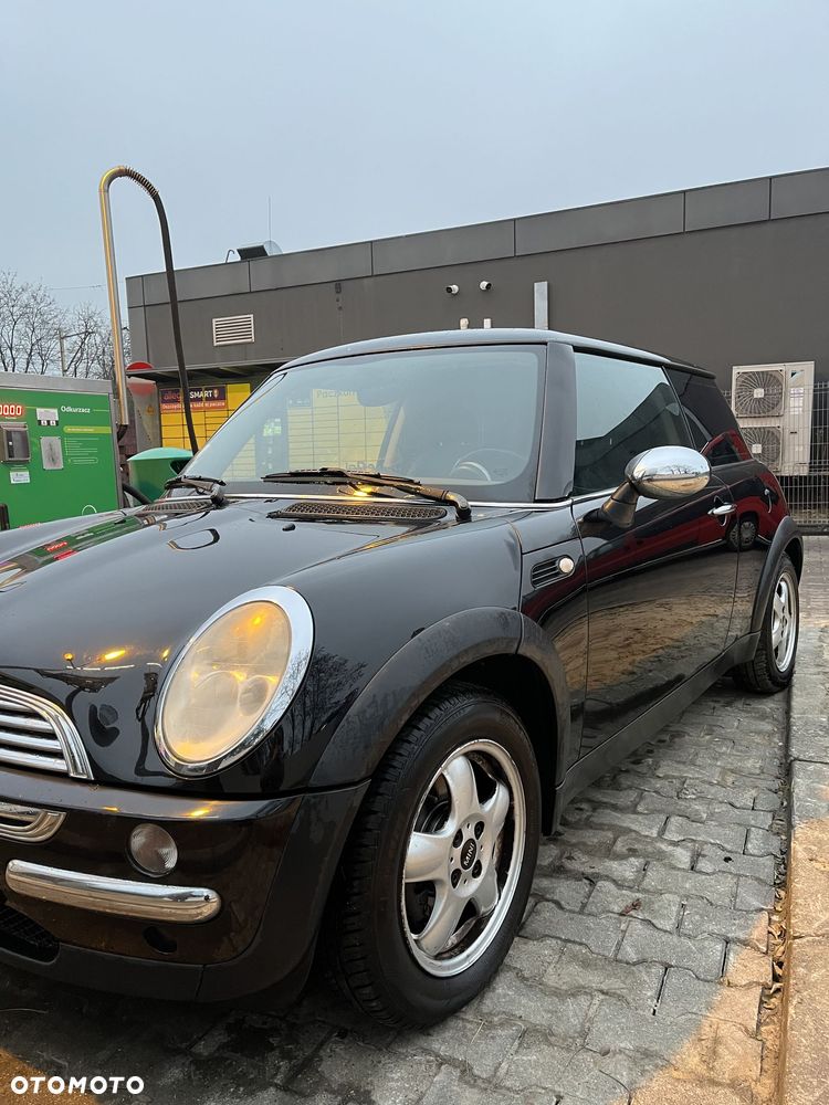 MINI ONE Standard - 3