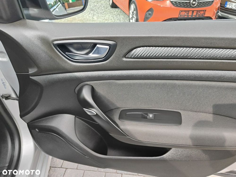 Renault Megane ENERGY TCe 130 LIMITED - 22