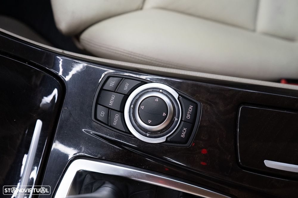BMW 520 d Pack M Auto - 27