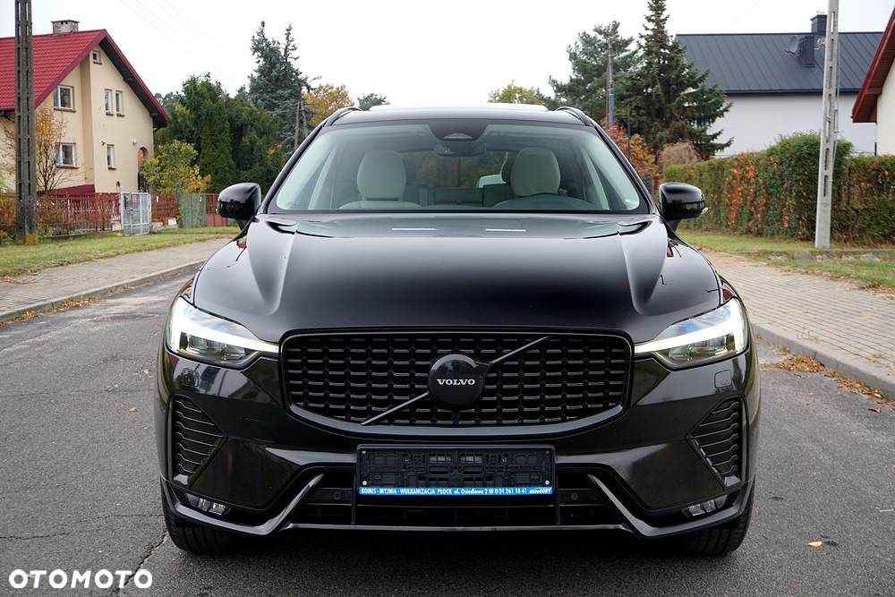 Volvo XC 60 B4 D Plus Dark - 10