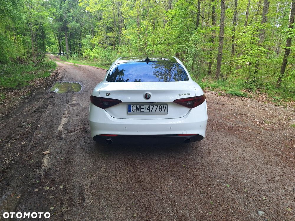 Alfa Romeo Giulia 2.0 Turbo TI Q4 - 35