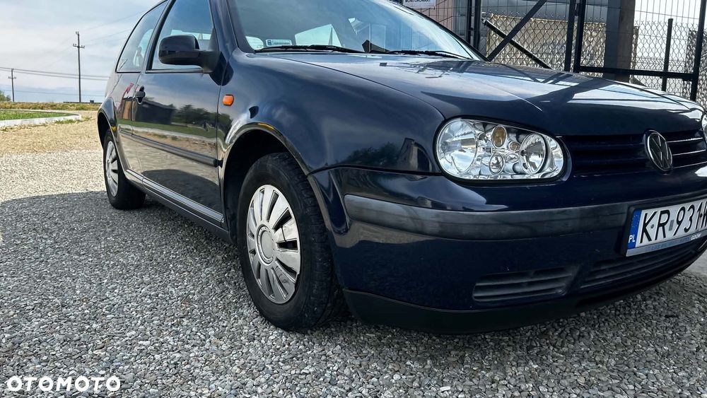 Volkswagen Golf 1.4 Basis - 3