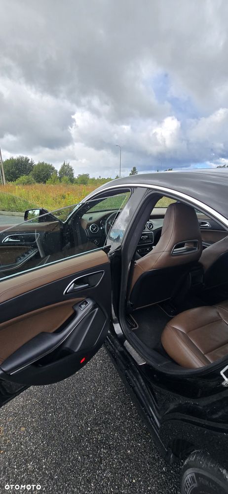 Mercedes-Benz CLA 200 - 17