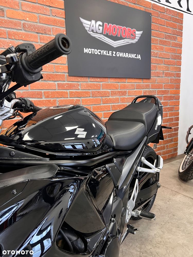 Suzuki GSX 1000 - 24