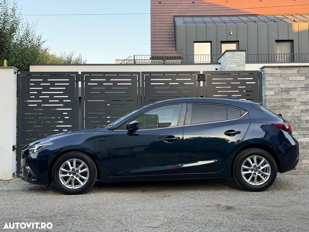 Mazda 3 - 15