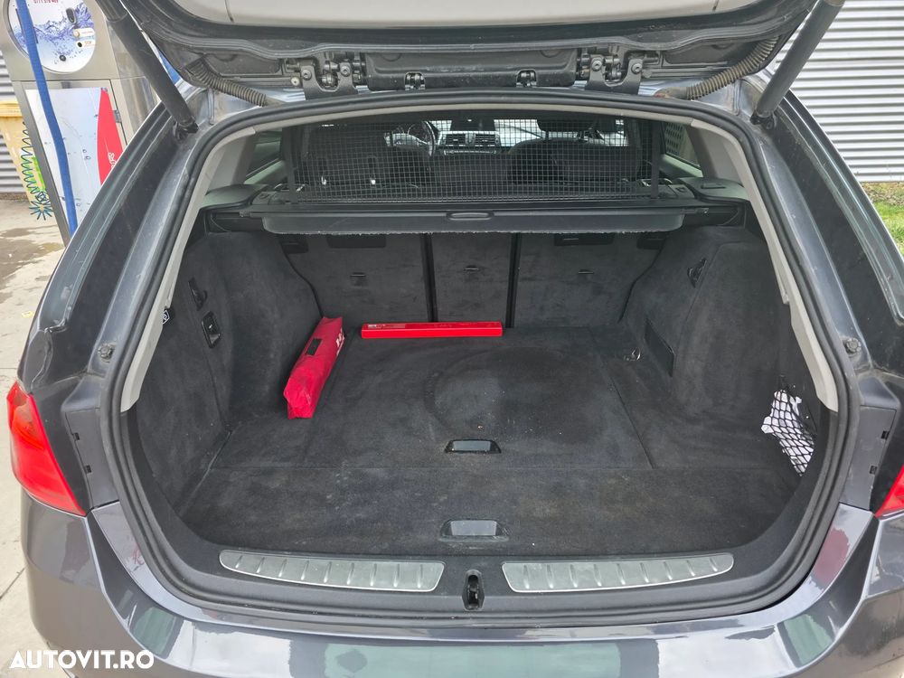 BMW Seria 3 318d - 15