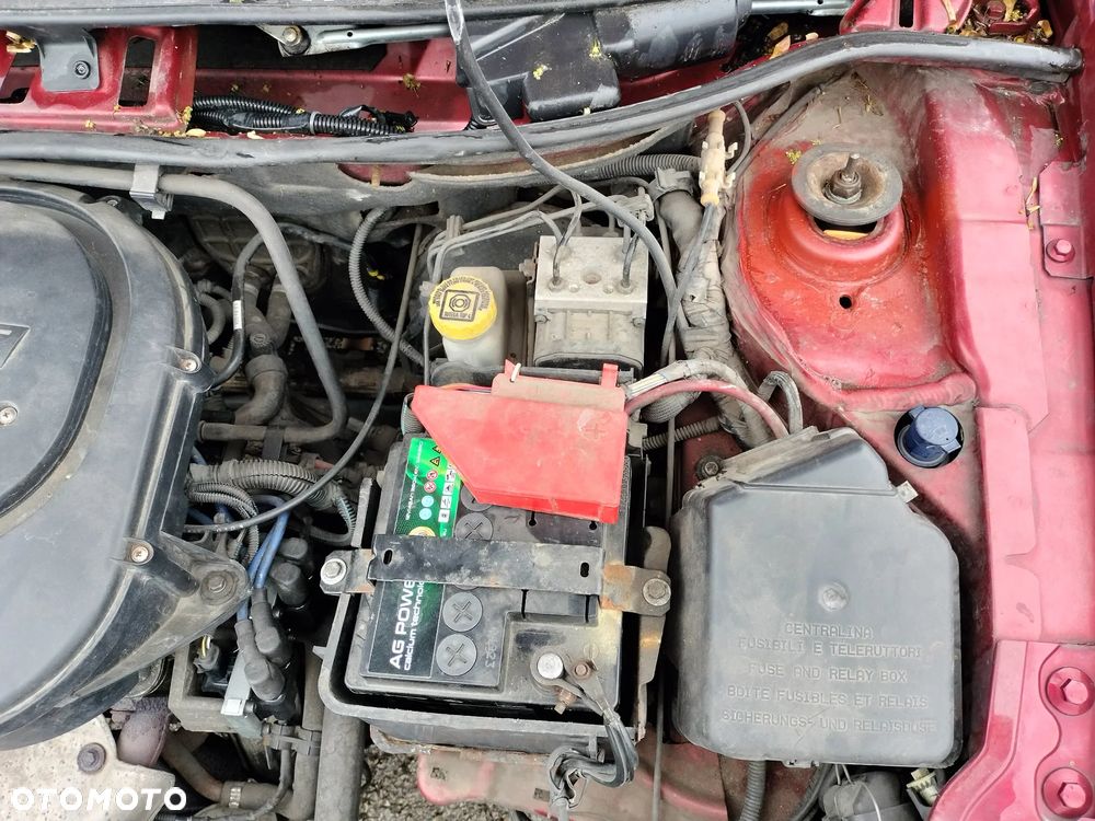 Fiat Punto 1.2 8V ELX - 33