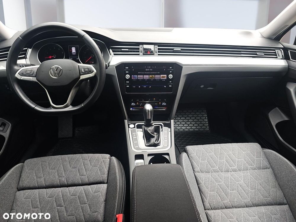 Volkswagen Passat Variant 1.5 TSI EVO Business DSG - 8