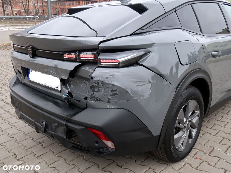 Peugeot 408 1.2 PureTech mHEV Allure S&S e-DSC6 - 29