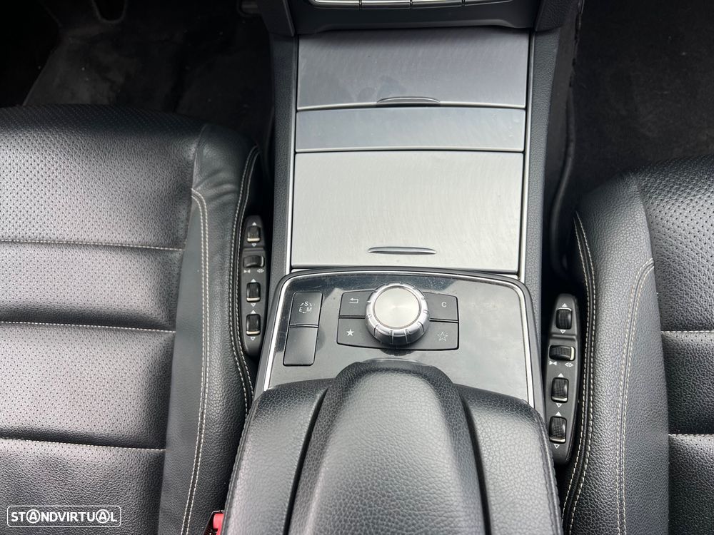 Mercedes-Benz E 220 CDI DPF BlueEFFICIENCY 7G-TRONIC Avantgarde - 19