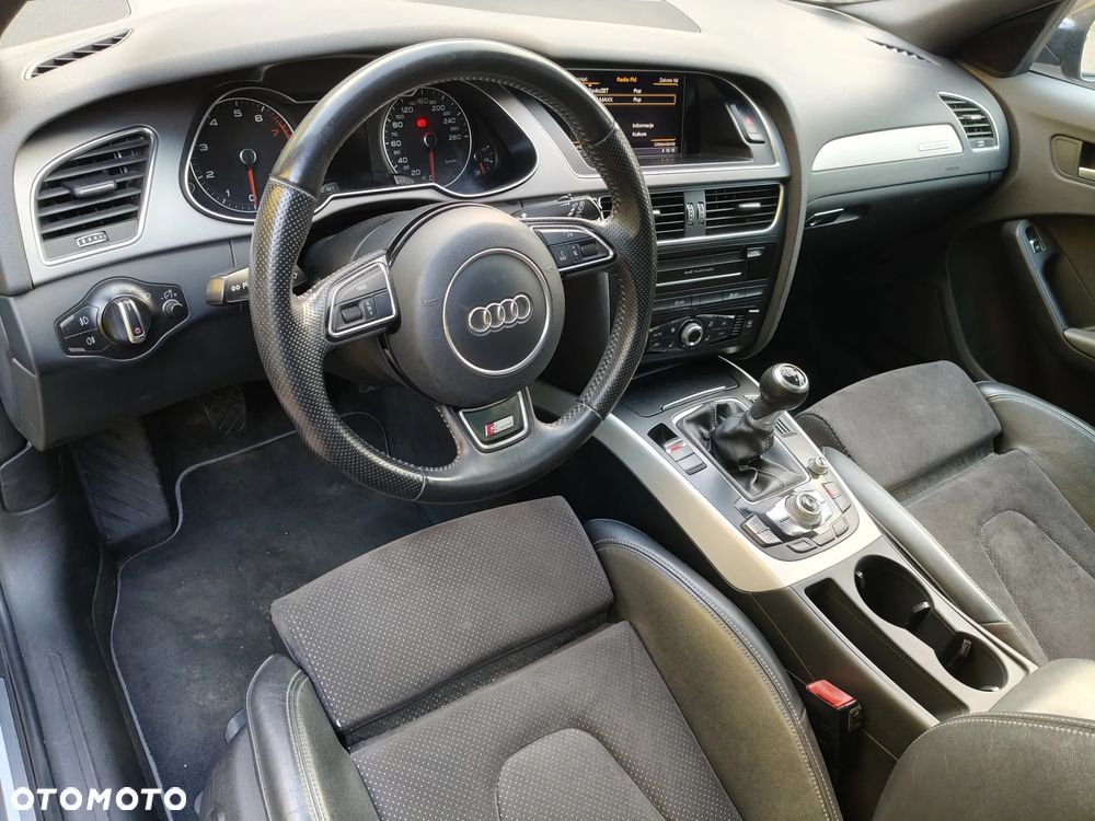 Audi A4 ver-2-0-tfsi-quattro - 36