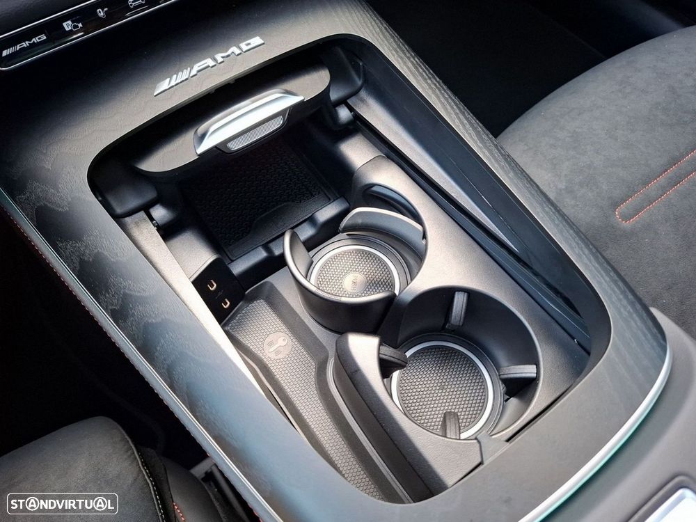 Mercedes-Benz E 53 AMG Hybrid 4Matic+ - 27