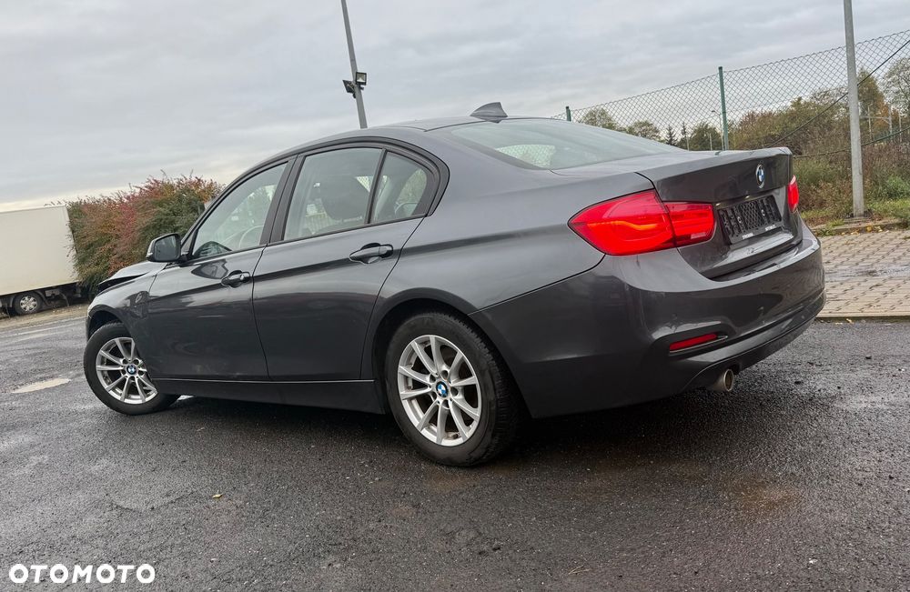 BMW Seria 3 318d Modern Line - 10