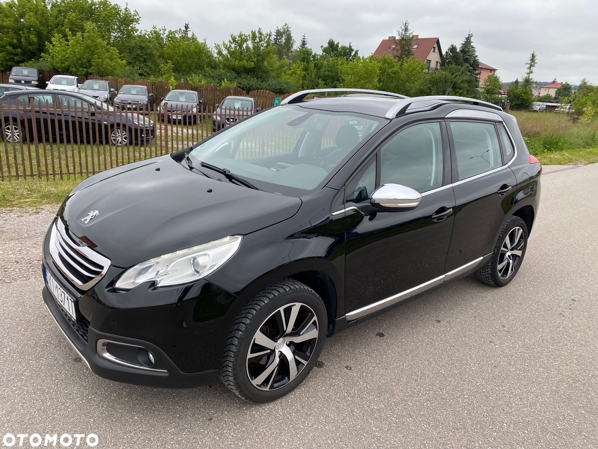 Peugeot 2008 1.6 e-HDi Allure S&S - 22